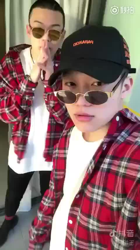 PG One最新直播，音乐的力量与粉丝热情共鸣之夜