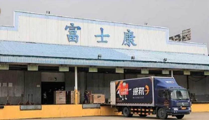 最新疫情下工厂一线，坚韧之花在挑战中绽放希望