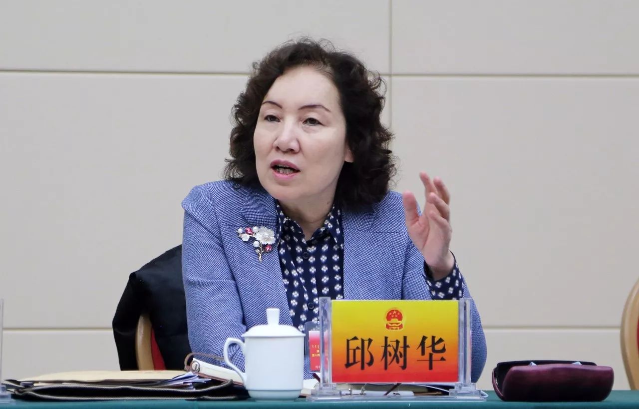 邱树华，探索未知领域的先驱者