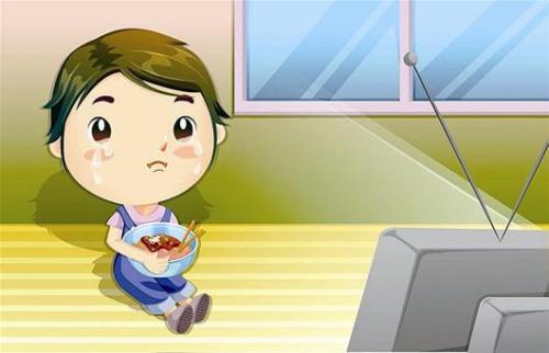 深度解析，现代生活双刃剑现象——一边看电视一边吃饭的危害