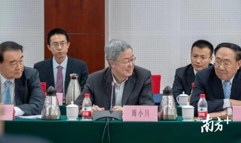 2025新澳门精准正版免费,实地观察解释定义_交互式版57.530