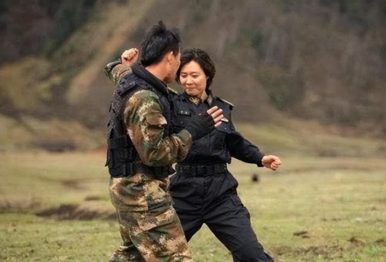 电影女保镖，坚韧与柔美的交织，银幕上的保镖风采展现