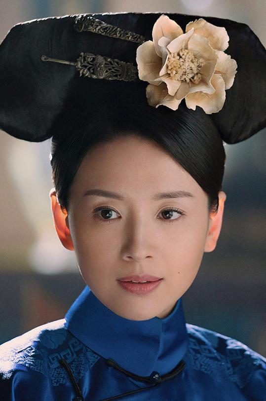 颧骨突出的明星，独特之美引发共鸣与广泛讨论